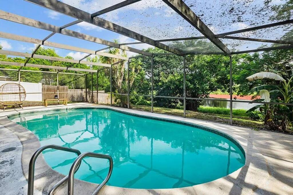 Cozy Lakefront Home W/ Pool -7 Mins From Legoland Winter Haven Ngoại thất bức ảnh
